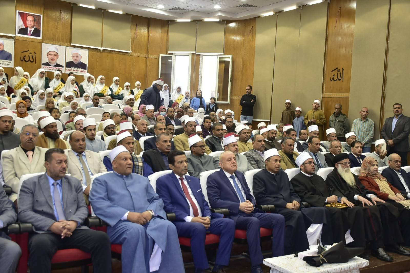 محافظ الأقصر يحضر احتفالية اليوم السنوي للجامع الأزهر.. رسائل عن الوسطية ودور الأزهر العالمي